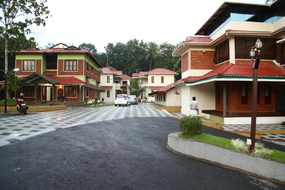 Photo of Buildings in Thalassery