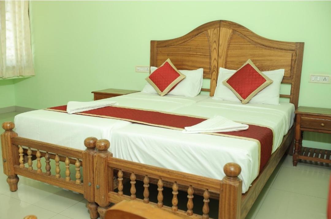 Photo of Bedroom in Thiruvananthapuram