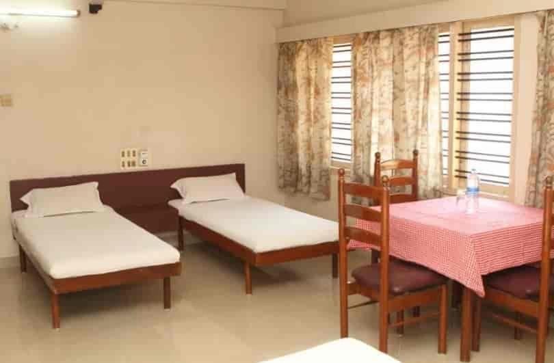 Photo of Bedroom in Thiruvananthapuram