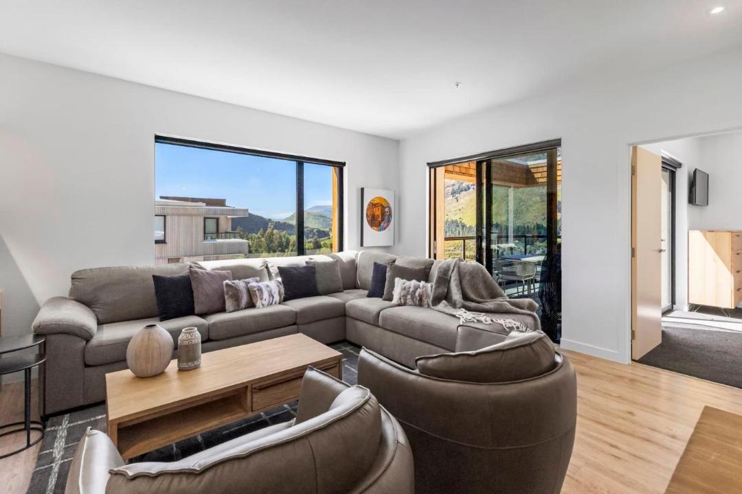 Photo of Livingroom in Arthur's Point