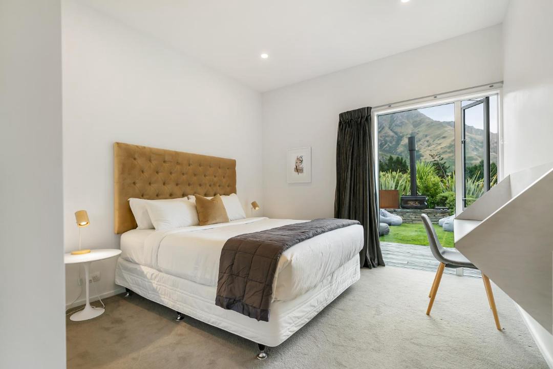 Photo of Bedroom in Arthur's Point
