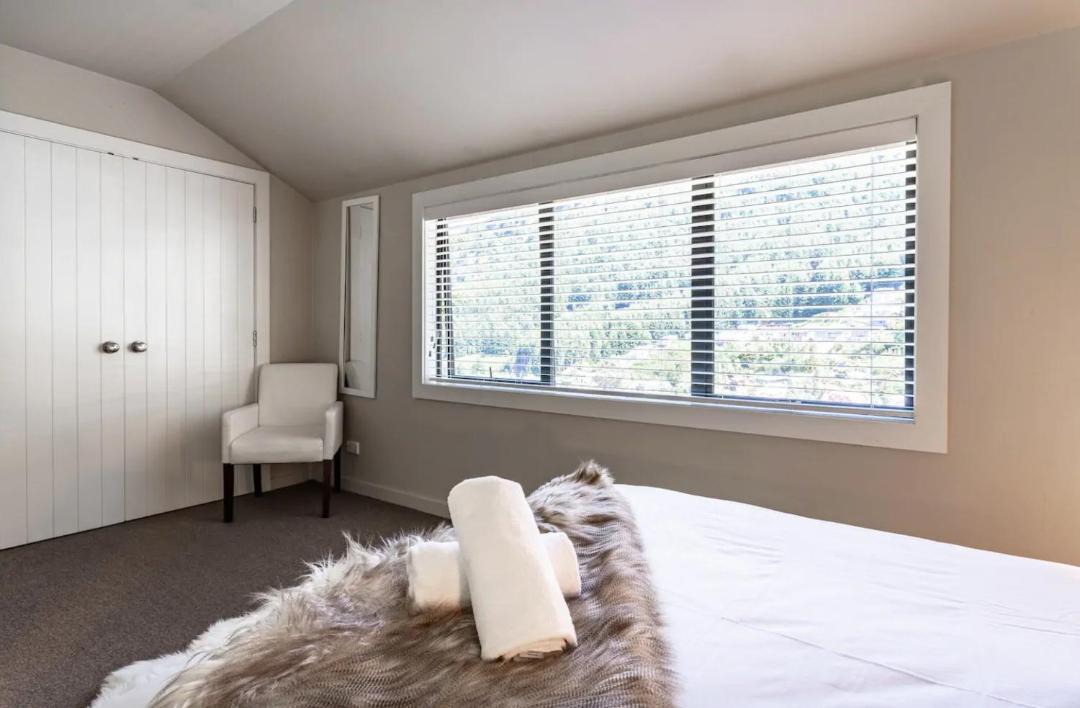 Photo of Bedroom in Sunshine Bay