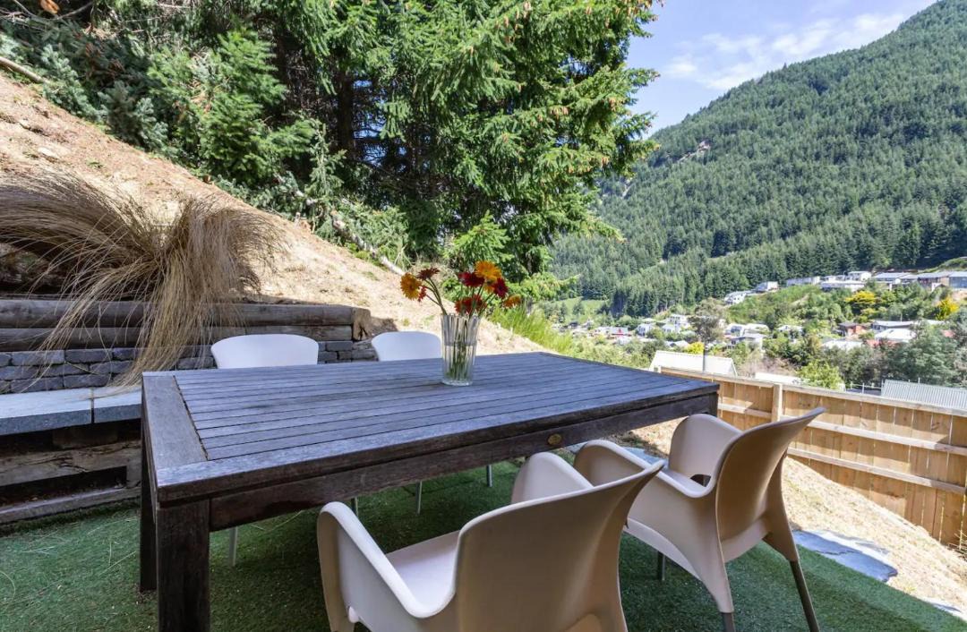 Photo of Patio Balcony in Sunshine Bay