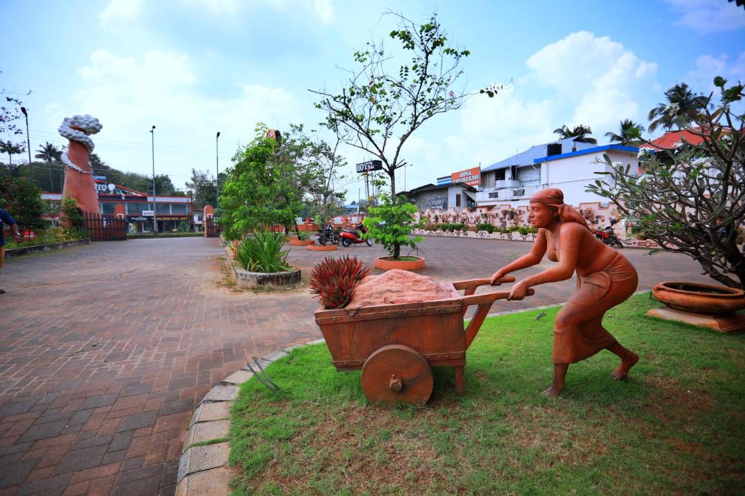 Photo of Others in Chalakudy