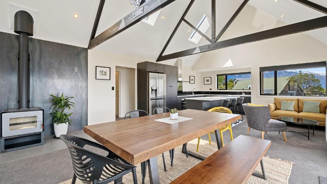 Photo of Livingroom in Queenstown City Centre