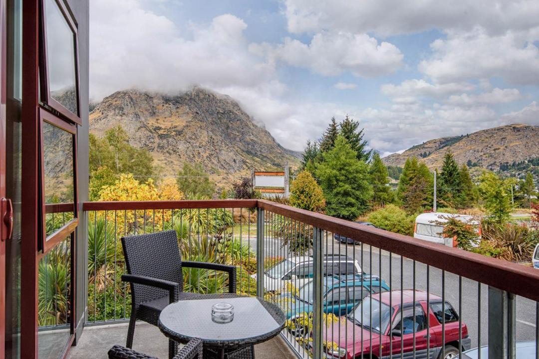 Photo of Patio Balcony in Arthur's Point