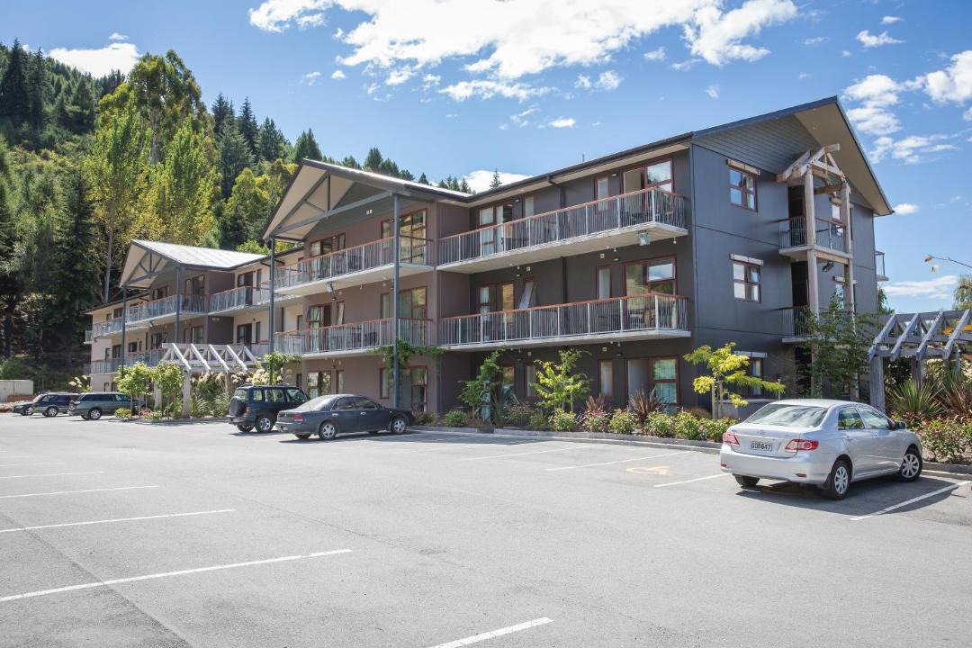Photo of Buildings in Arthur's Point