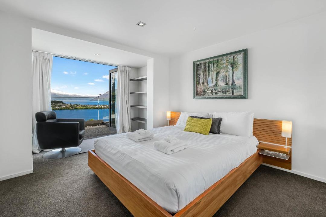 Photo of Bedroom in Queenstown